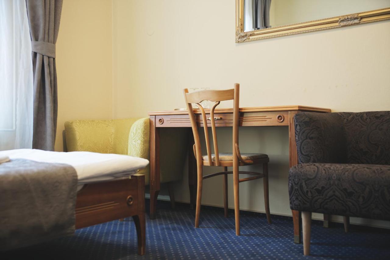 Hotel Napoleon Austerlitz Extérieur photo