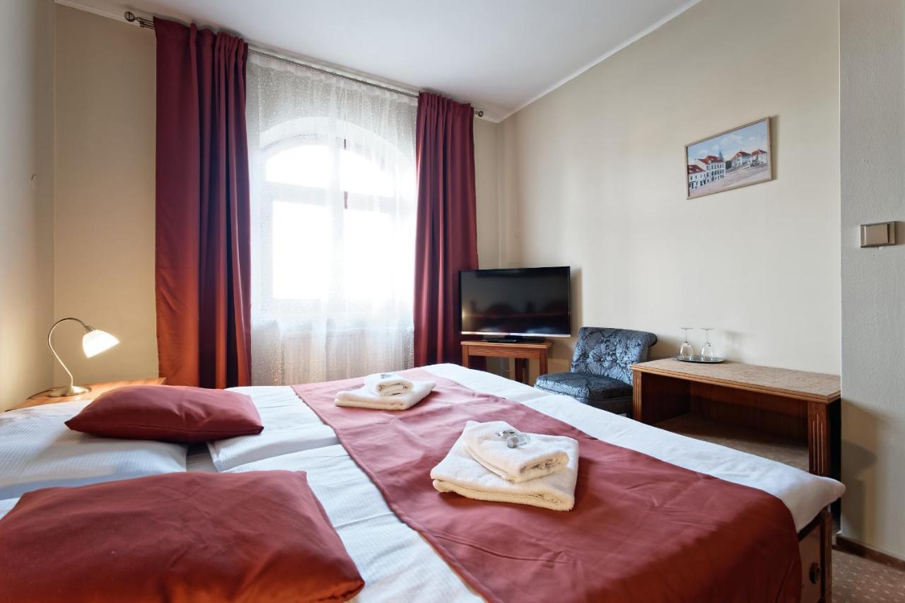 Hotel Napoleon Austerlitz Extérieur photo